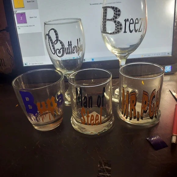 Customization - Picture 3 of 8